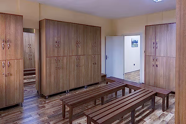 Erkek Soyunma Odası